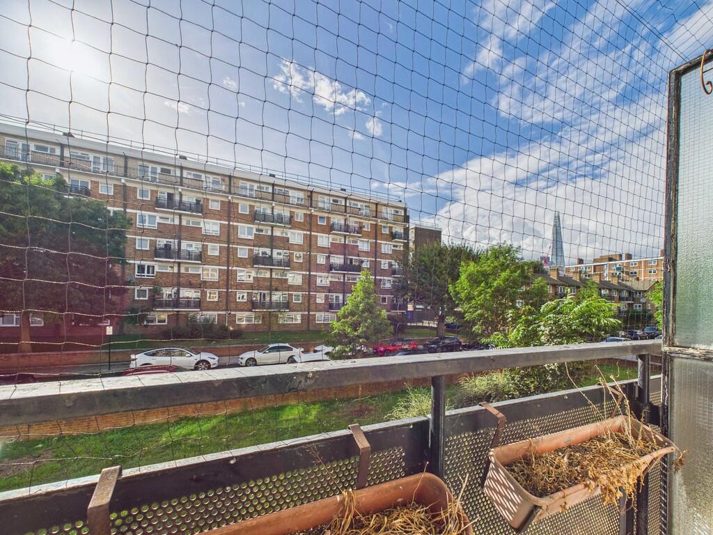 CAM03741G0-PR0112...