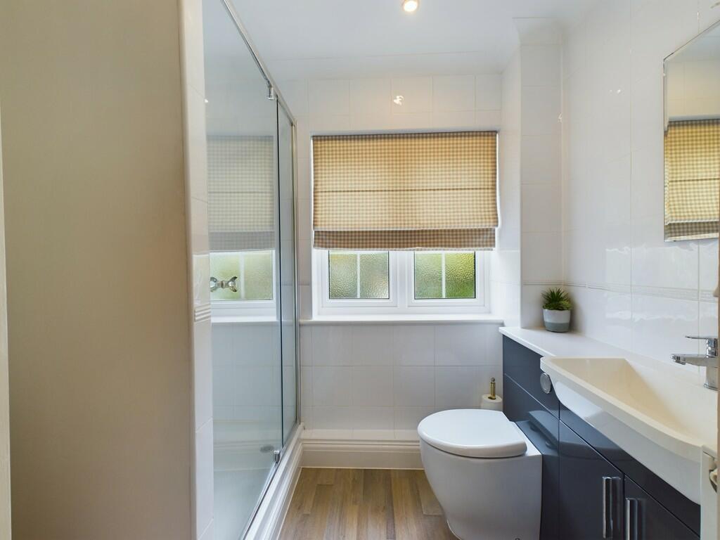 Master Ensuite