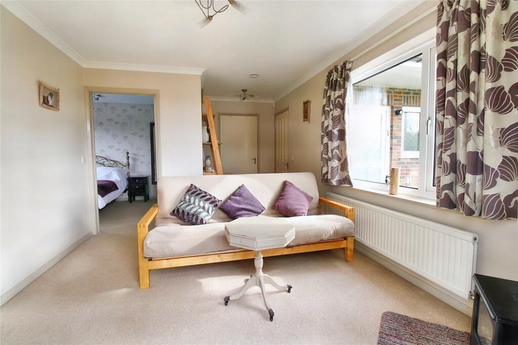 Living Room - Annexe
