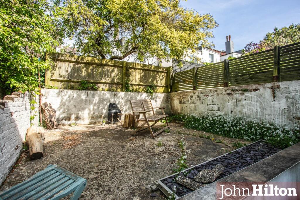 Whippingham Road-4.jpg