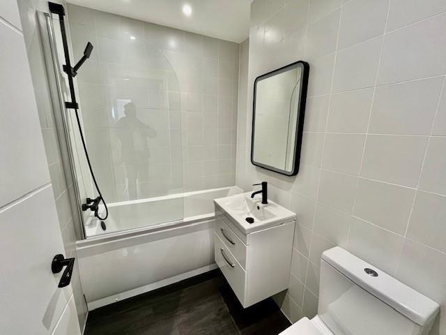 bathroom40.jpg