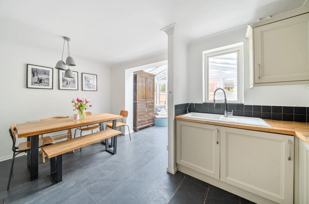 10-6821b4c4ad3ff-...