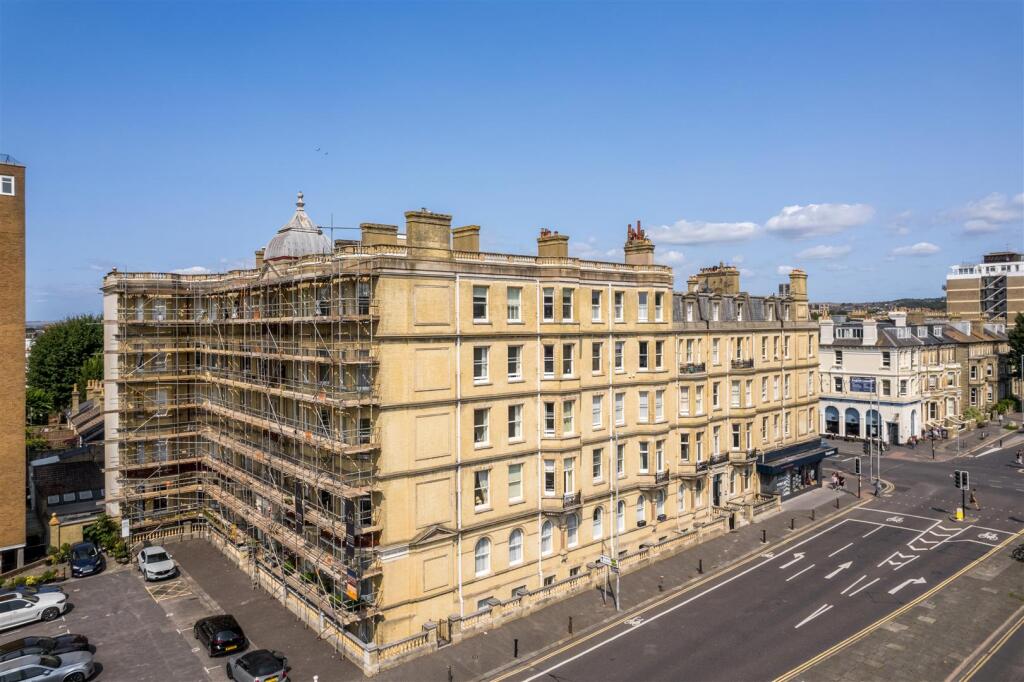 Flat 10, Grand Avenue Mansions-1.jpg