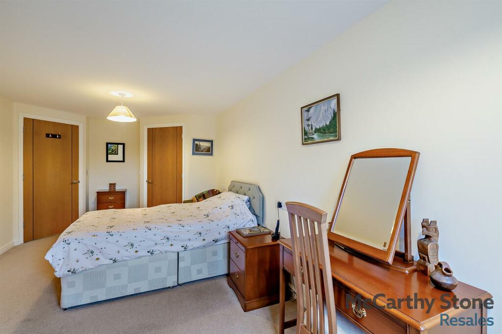 Double Bedroom