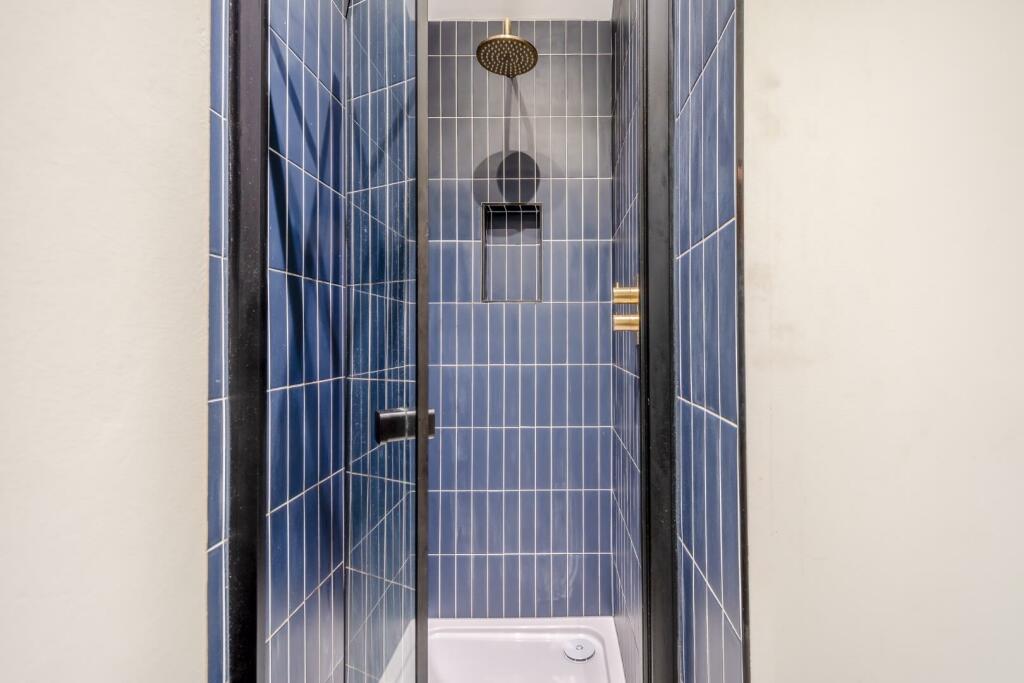 79 Chester Road - 021.jpg