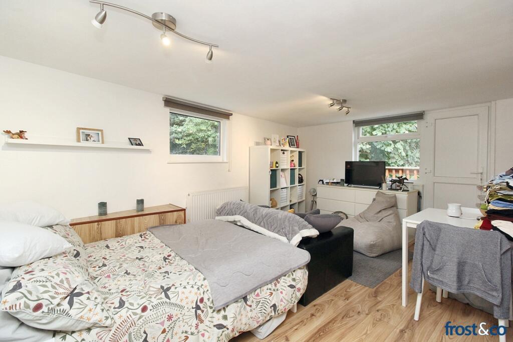 Bedroom Lounge