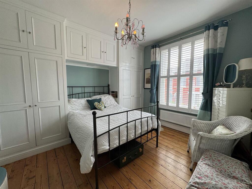 BEDROOM TWO