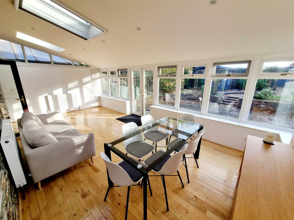 Garden room.jpg