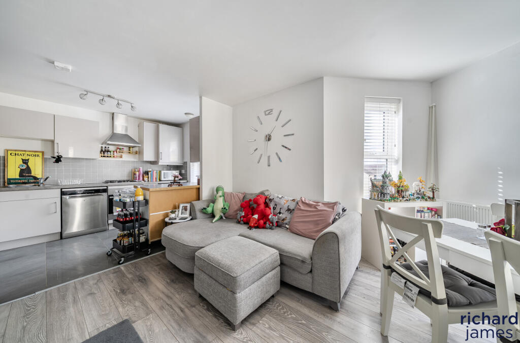 ff906f4980c94ddc80170cf9292bf6c4