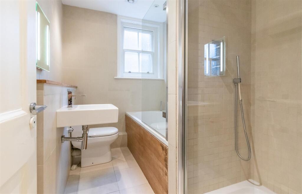 en-suite.jpg