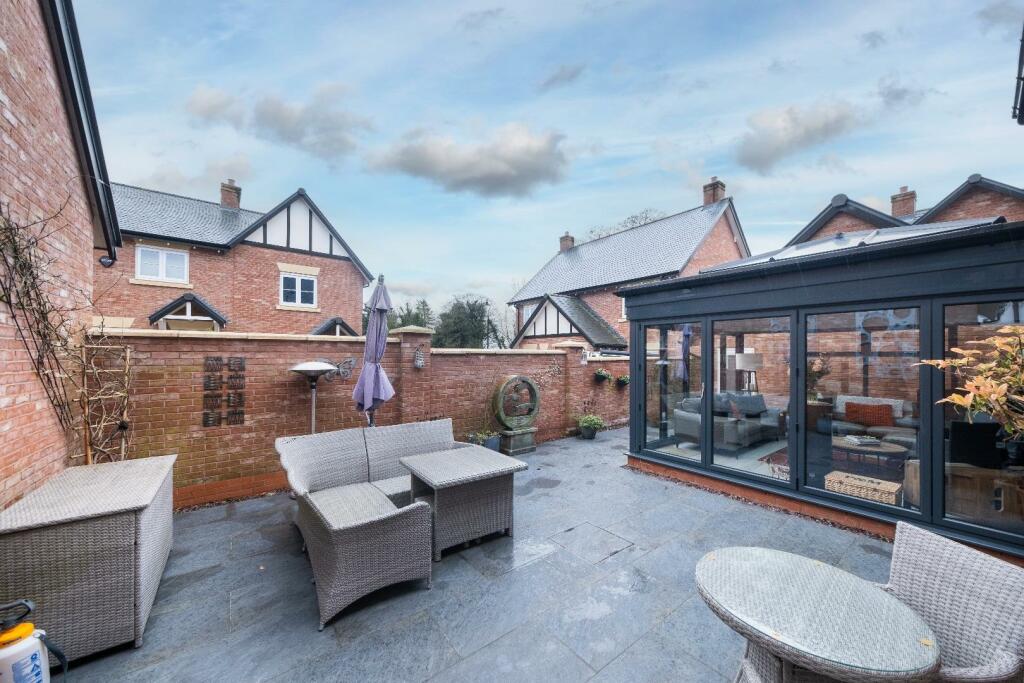 2 Bluebell Close-039.jpg