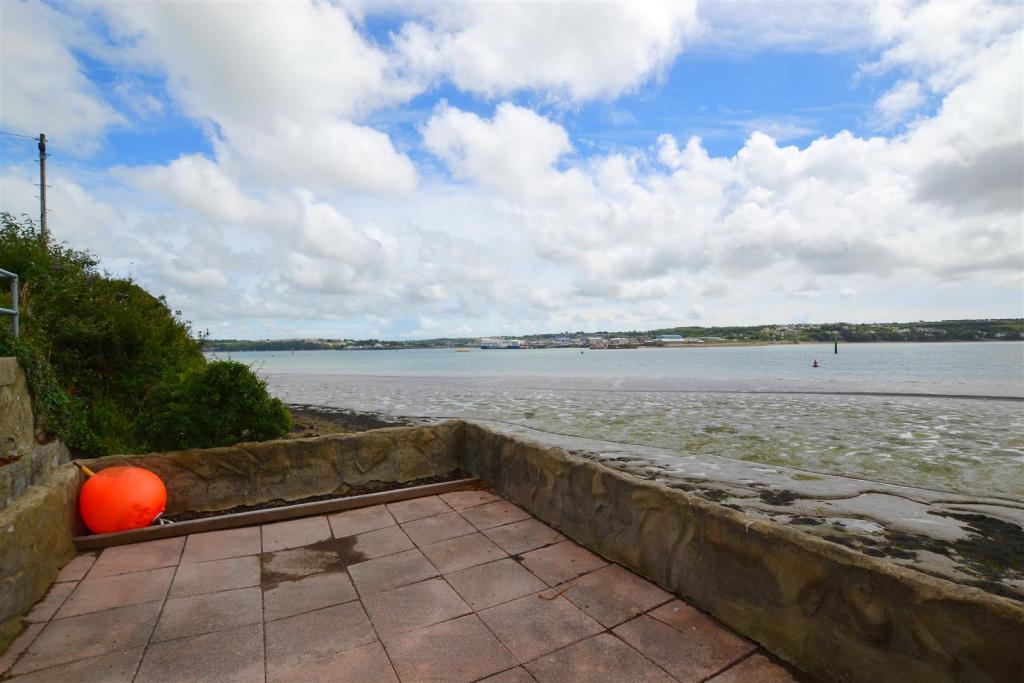 summerhouse view.JPG