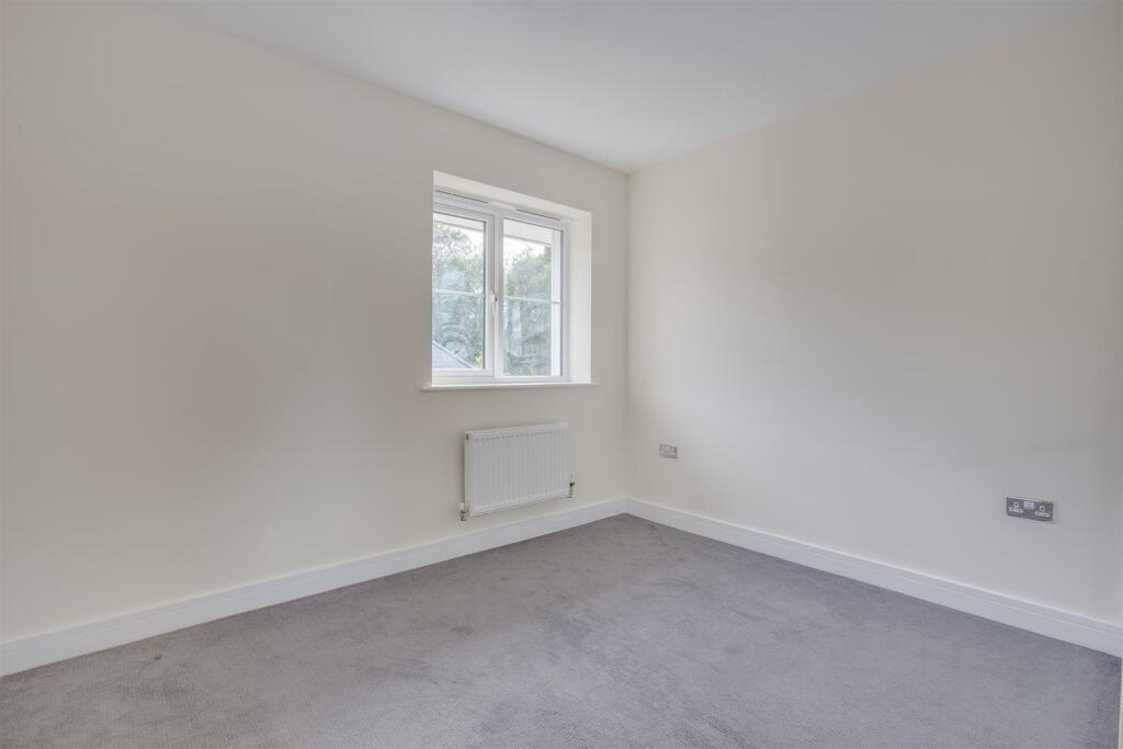 1 Froxfield Way, HP11 1GR-1.jpg