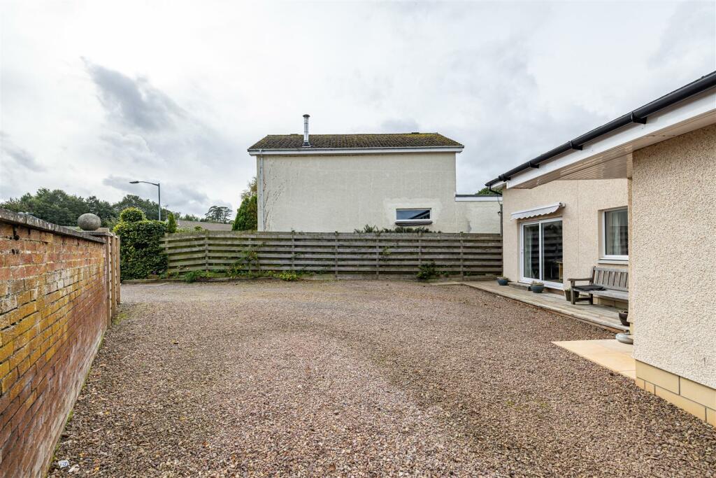 10 Upper Loan Park Lauder 03.JPG
