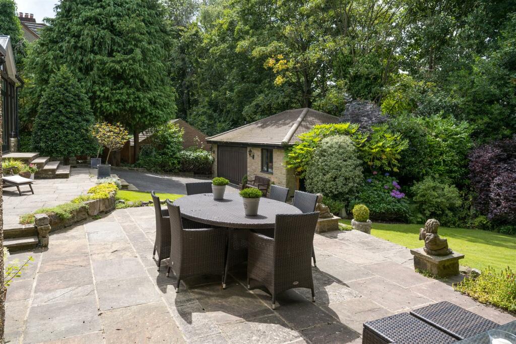 terrace to garage