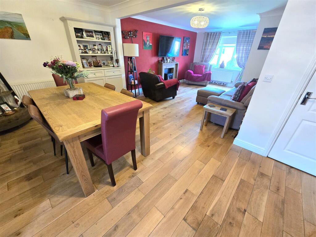 Lounge/Diner