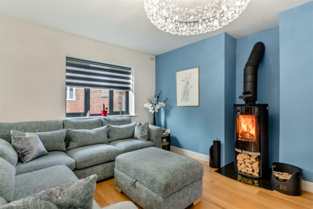 8627171-interior07.jpg