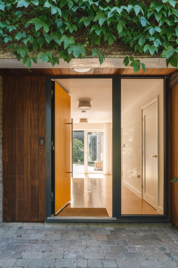 299007 - 4PheasantWalk_HighLegh_HighRes-15.jpg