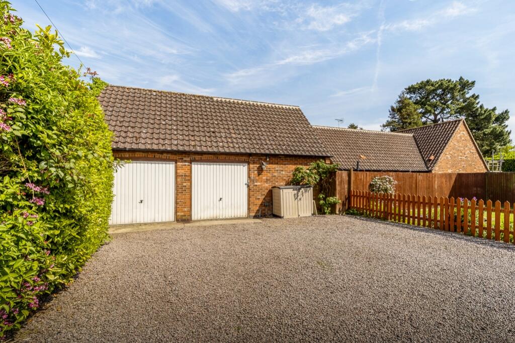 2 Whiteacre Gardens (Gedney)-6