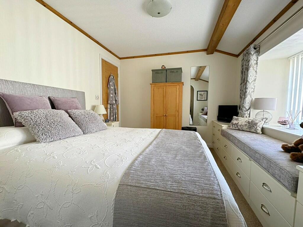 Bedroom one to do...