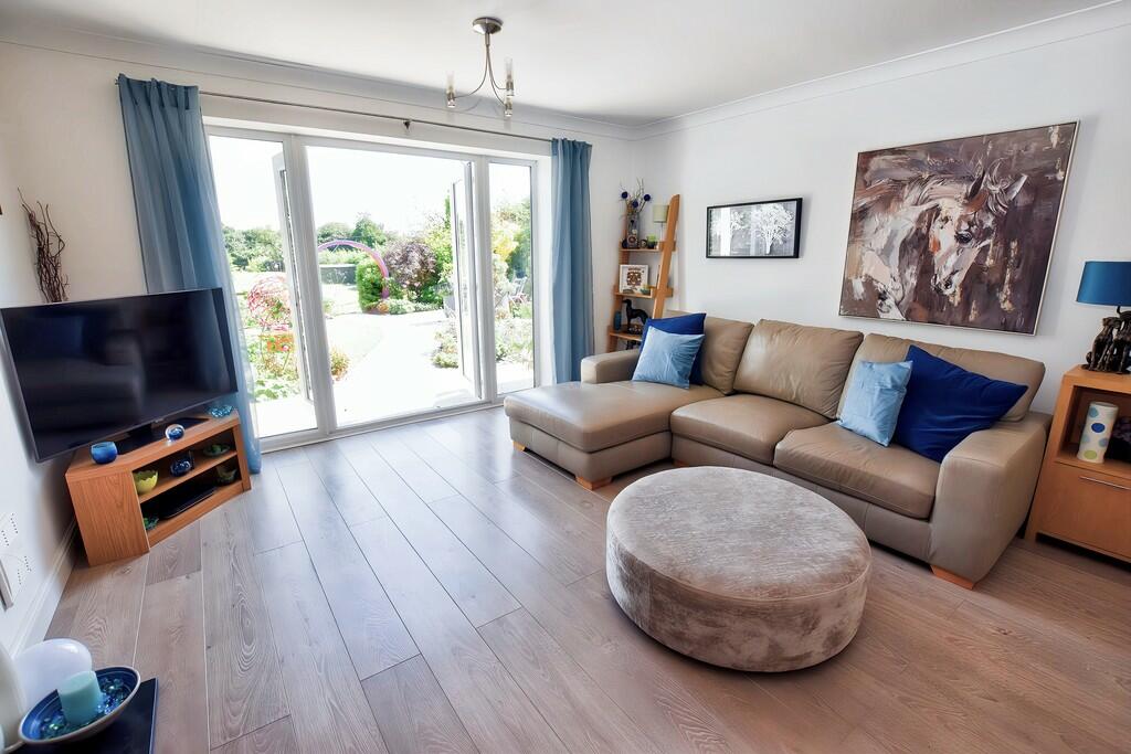 Lounge 3