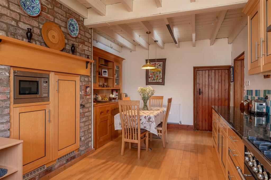 Sycamore Farm Kitchen Diner