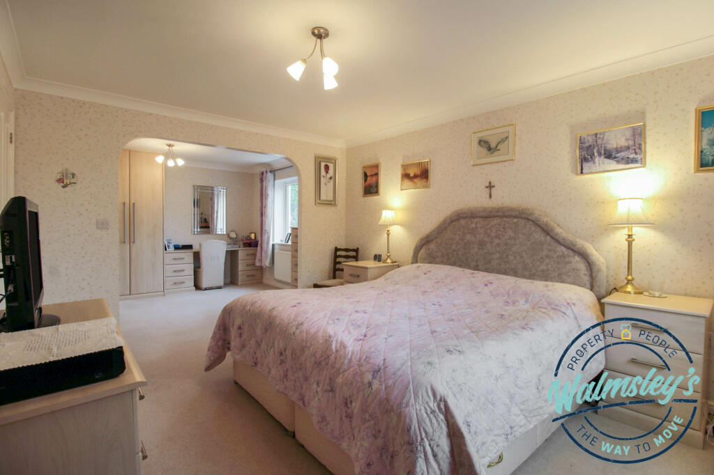 Bedroom &amp; dressing room