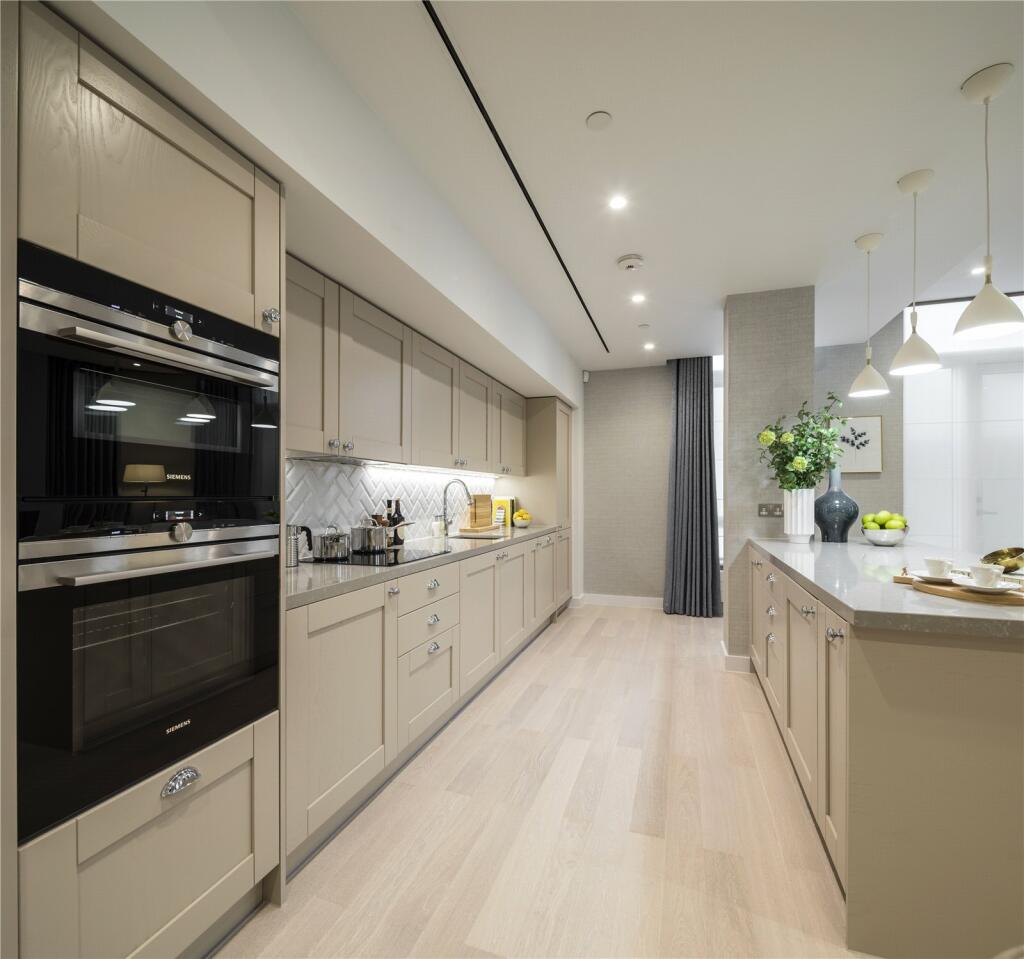 Show Flat Kitchen
