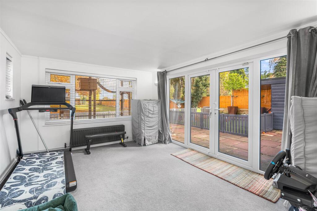 Strathcarron, 9a Twyford Avenue, Twyford-7.jpg
