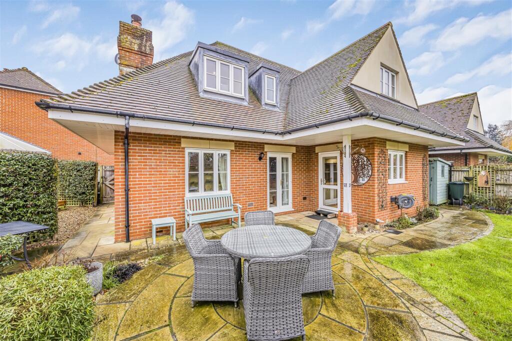 2 Clarendon Close, Denmead-PorticoMarketing-Nexa-5