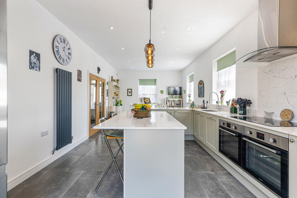 A13 - 9 Cator, Stoke Gabriel - 250708