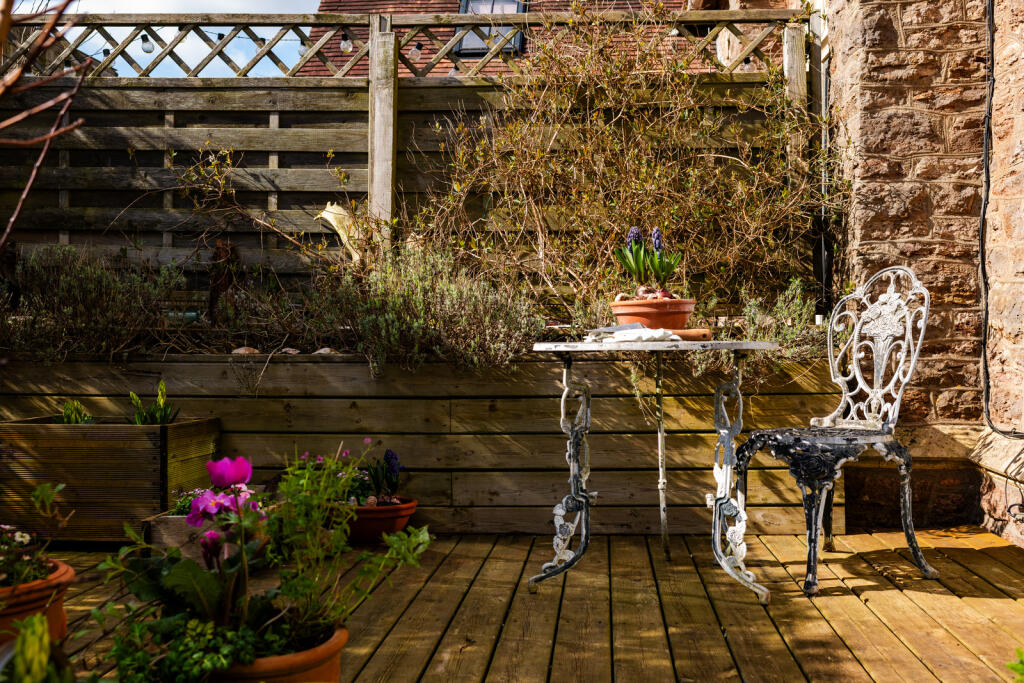 269466 - TOC.hr-31.jpg