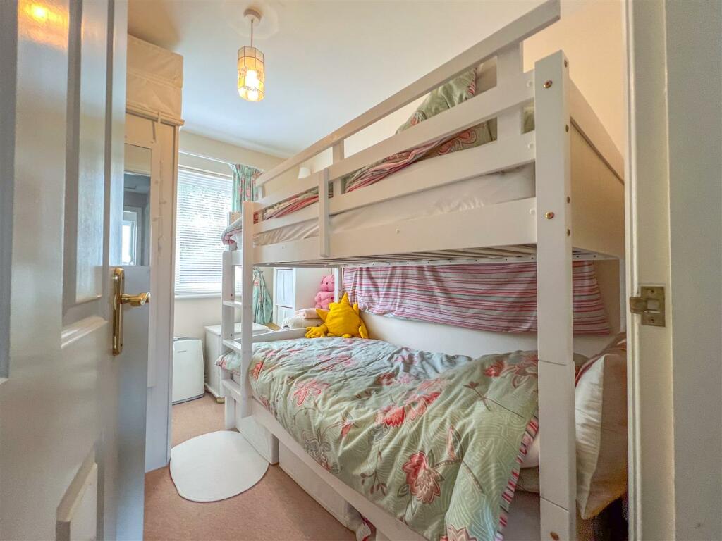 Waggestaff Drive - Image-5.jpg