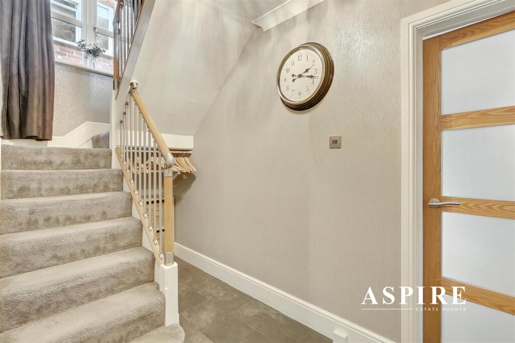 Aspire Estate Agents6.jpg