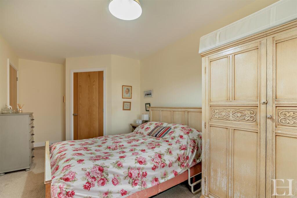 8671797-interior15-800.jpg