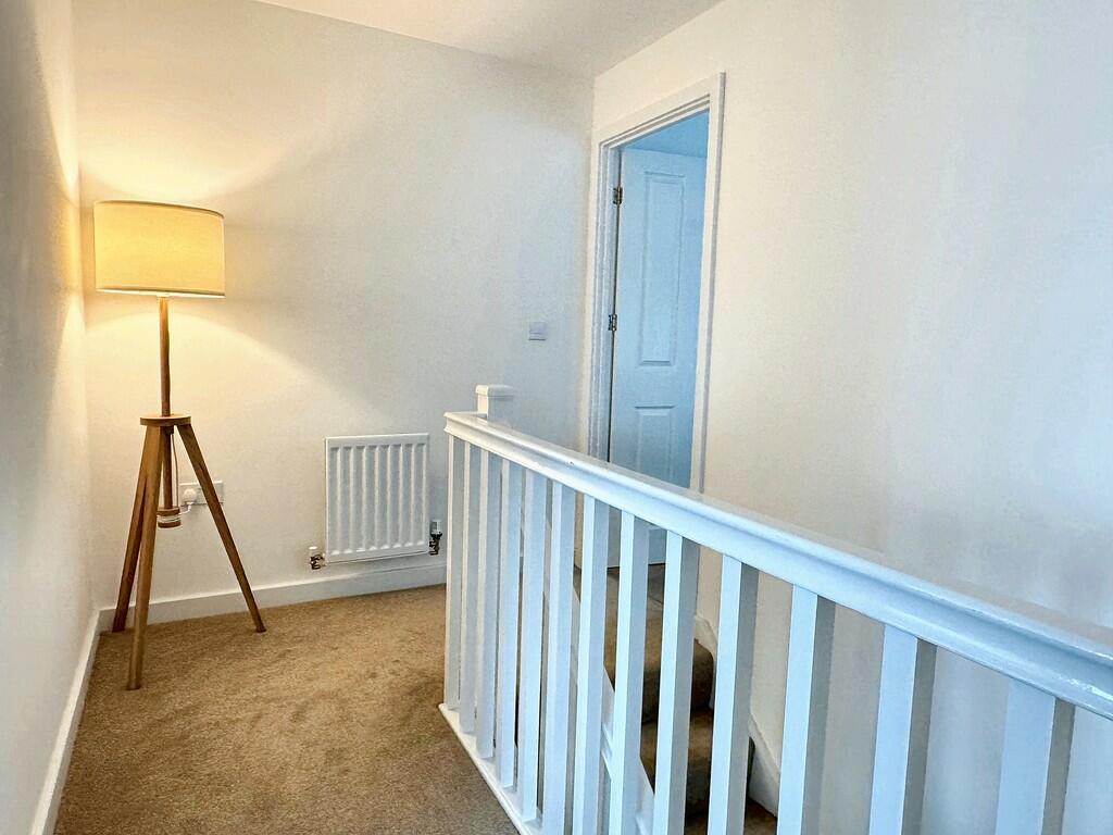 Spacious Landing