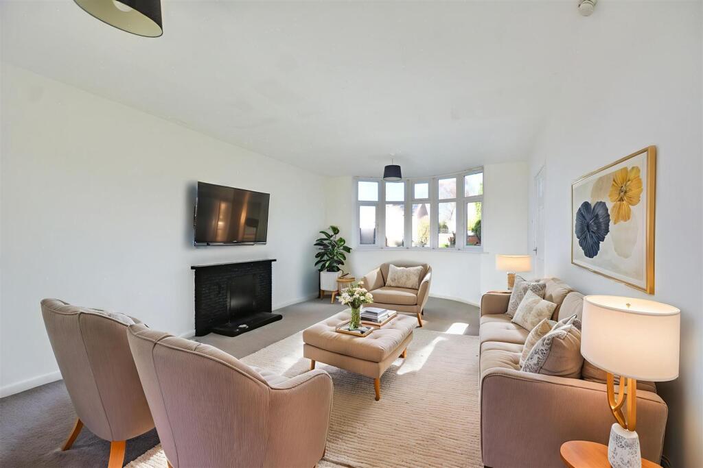 AI Lounge Diner.jpeg