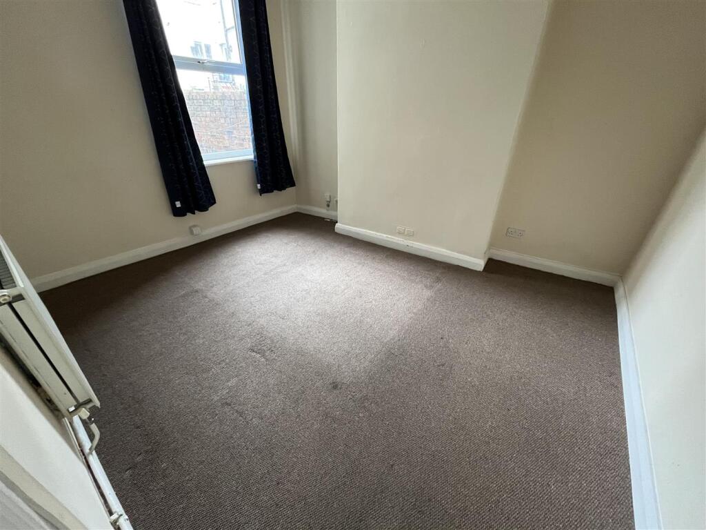 67 Grove PkIMG_8168.jpg