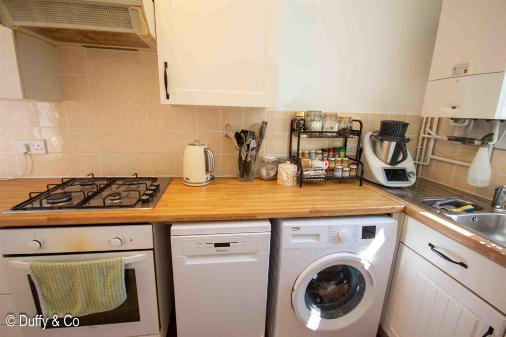 15BR25 (7 of 18).JPG