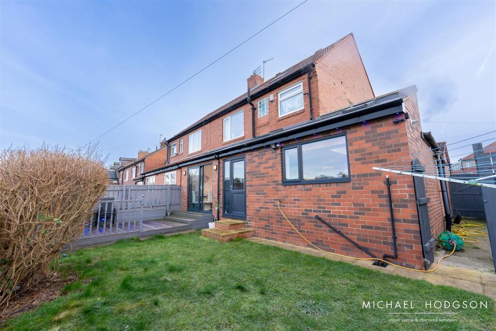 48, Belle Vue Park West-31.jpg