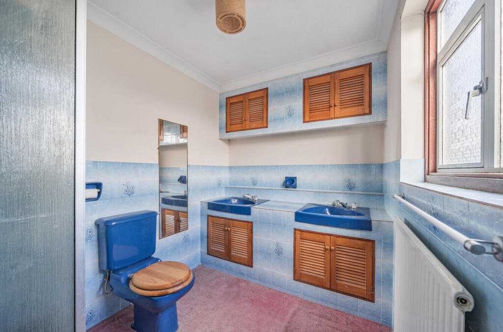 1355435-23-68c453...