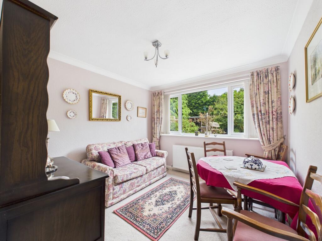 Versatile Reception Room