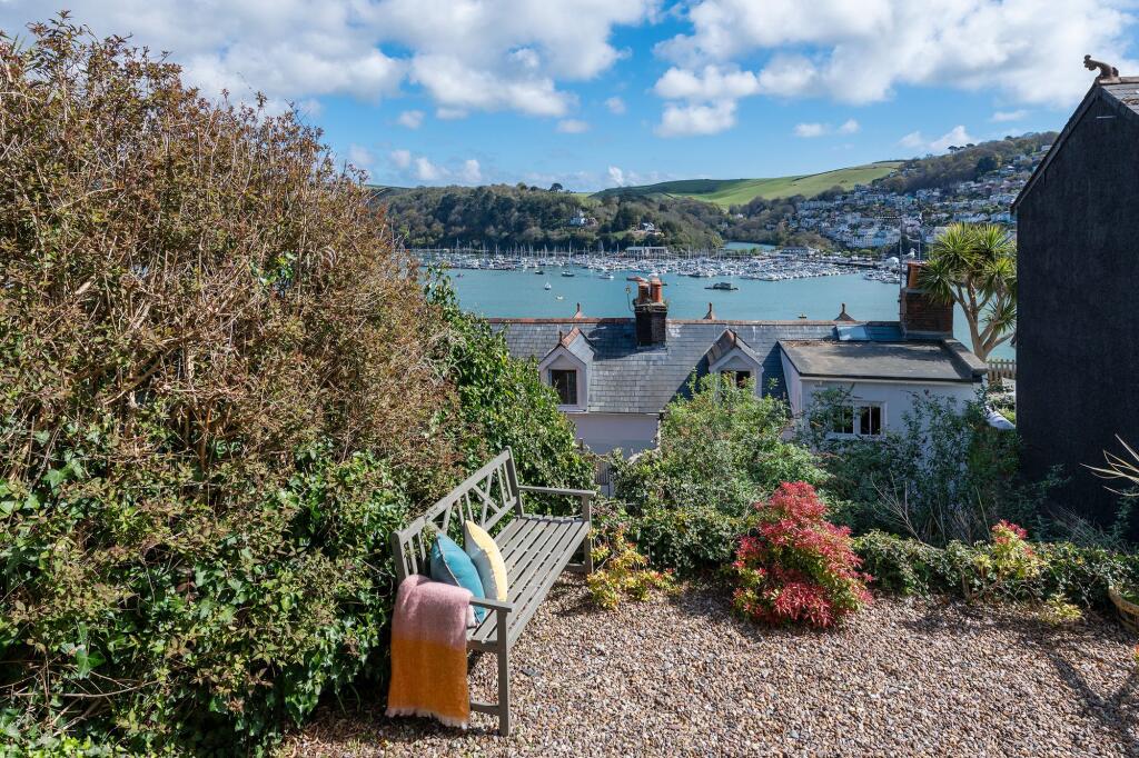 Highland Cottage, 88 Above Town, Dartmouth, Front Garden