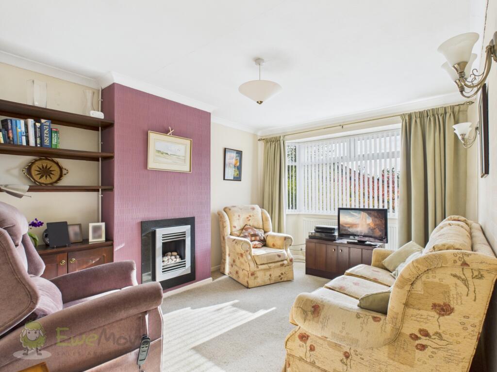 CAM03589G0-PR0082-STILL013