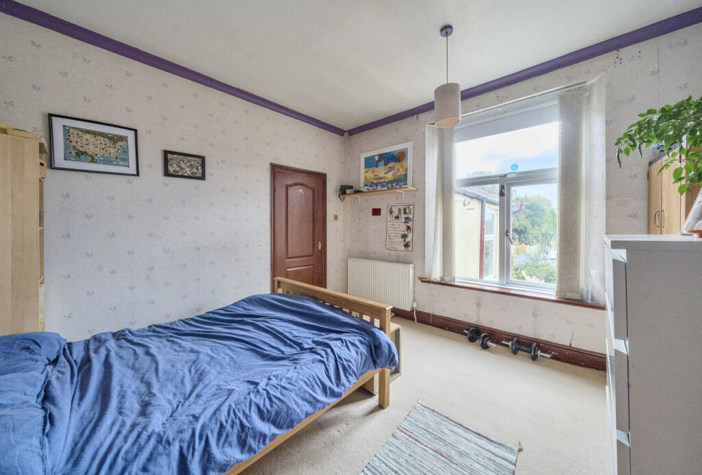 1363997-21-68e7a8...