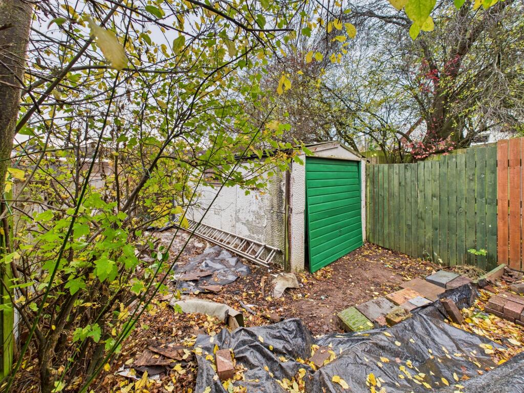 CAM05192G0-PR0177-STILL021