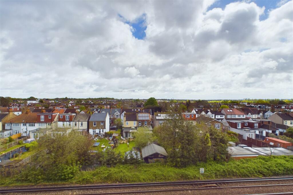 Communal roof terrace