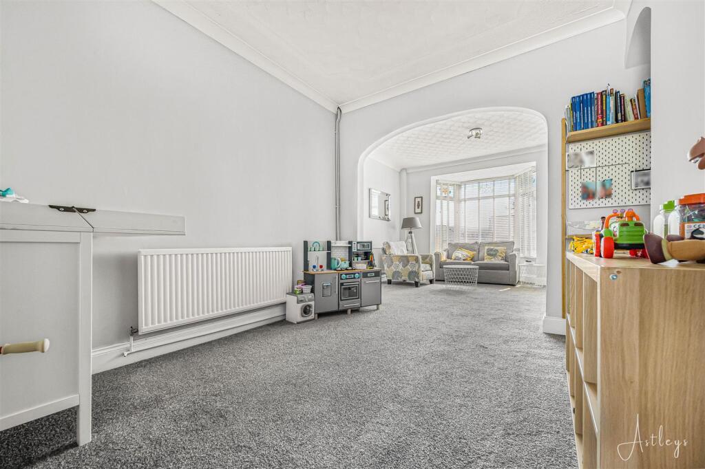 Dining/sitting room  area