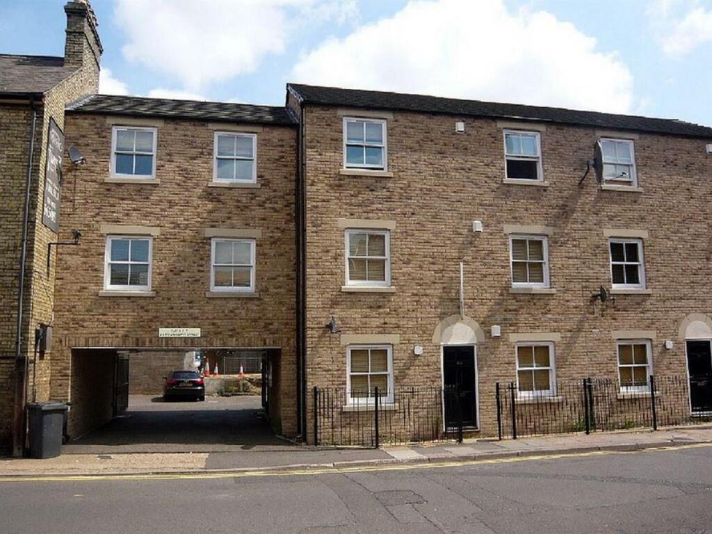 Fitzwilliam Street.22. F1 -  front.jpg