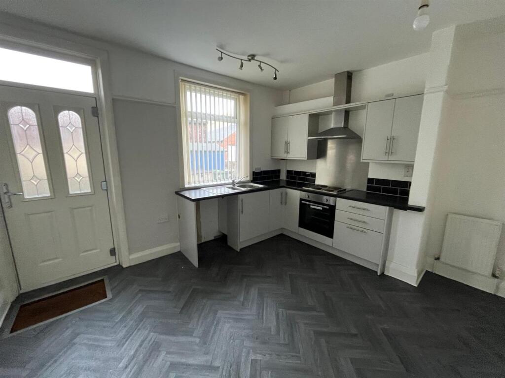 WhatsApp Image 2025-11-20 at 10.29.13_2f944be6.jpg